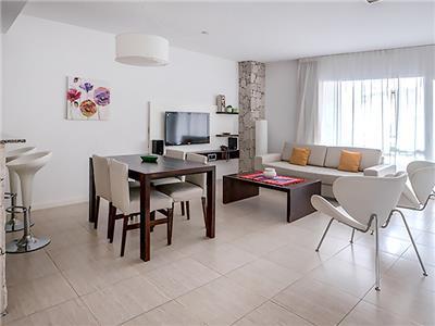 Sea Point By D&g Apartahotel 3*
