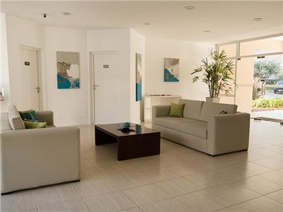 Apartahotel Sea Point By D&g